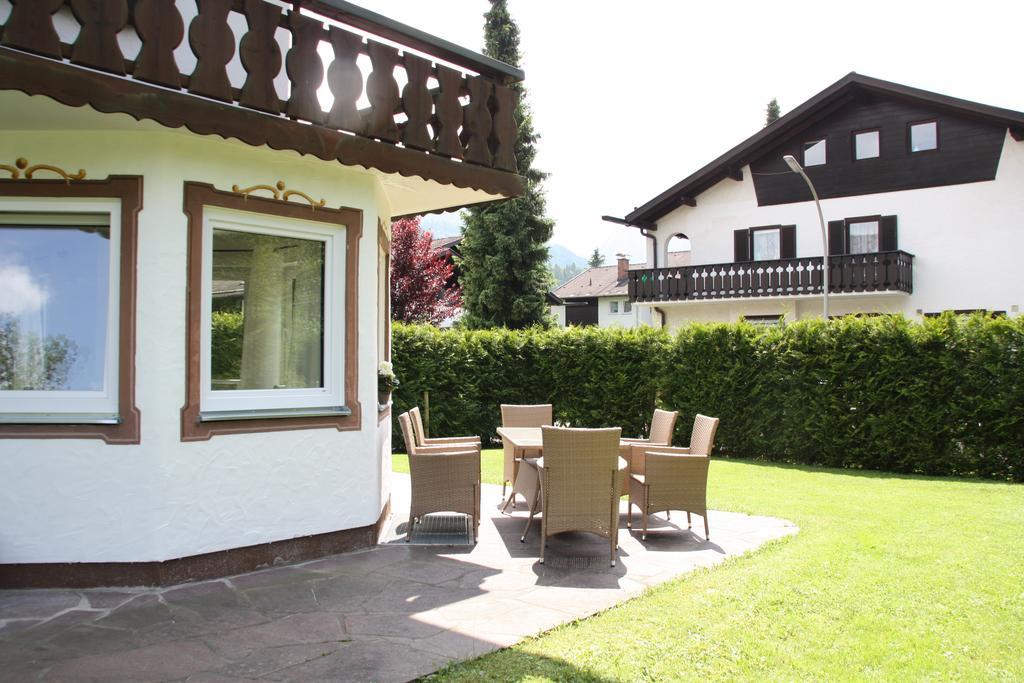 Ferienwohnungen Angelika Garmisch-Partenkirchen Zimmer foto
